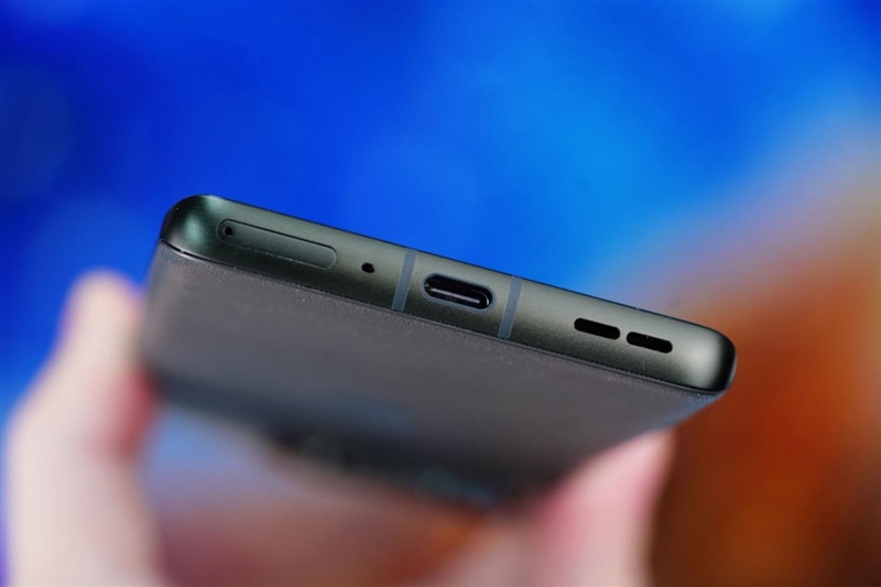 Ultra评测：做史上最聪明的moto手机PP电子高级感大片随手可拍！moto X50(图2)