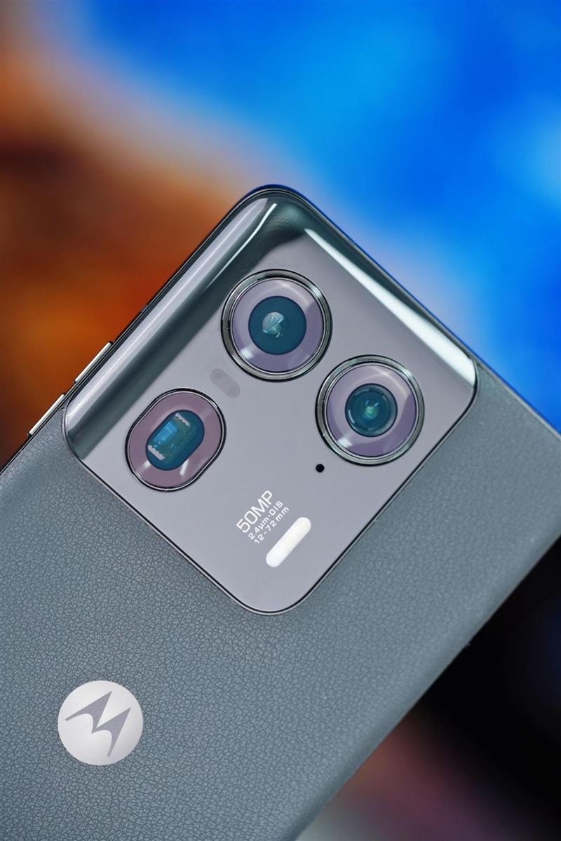 Ultra评测：做史上最聪明的moto手机PP电子高级感大片随手可拍！moto X50(图7)