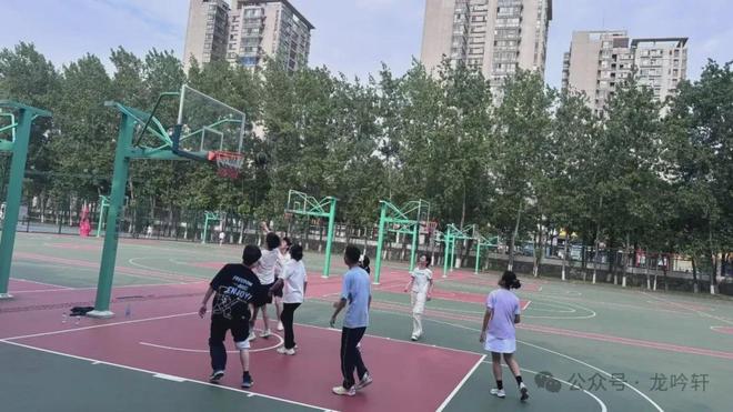 汉爸爸如何一步步把孩子送进华师一！PP电子免费模拟器不择校不分班！武(图3)